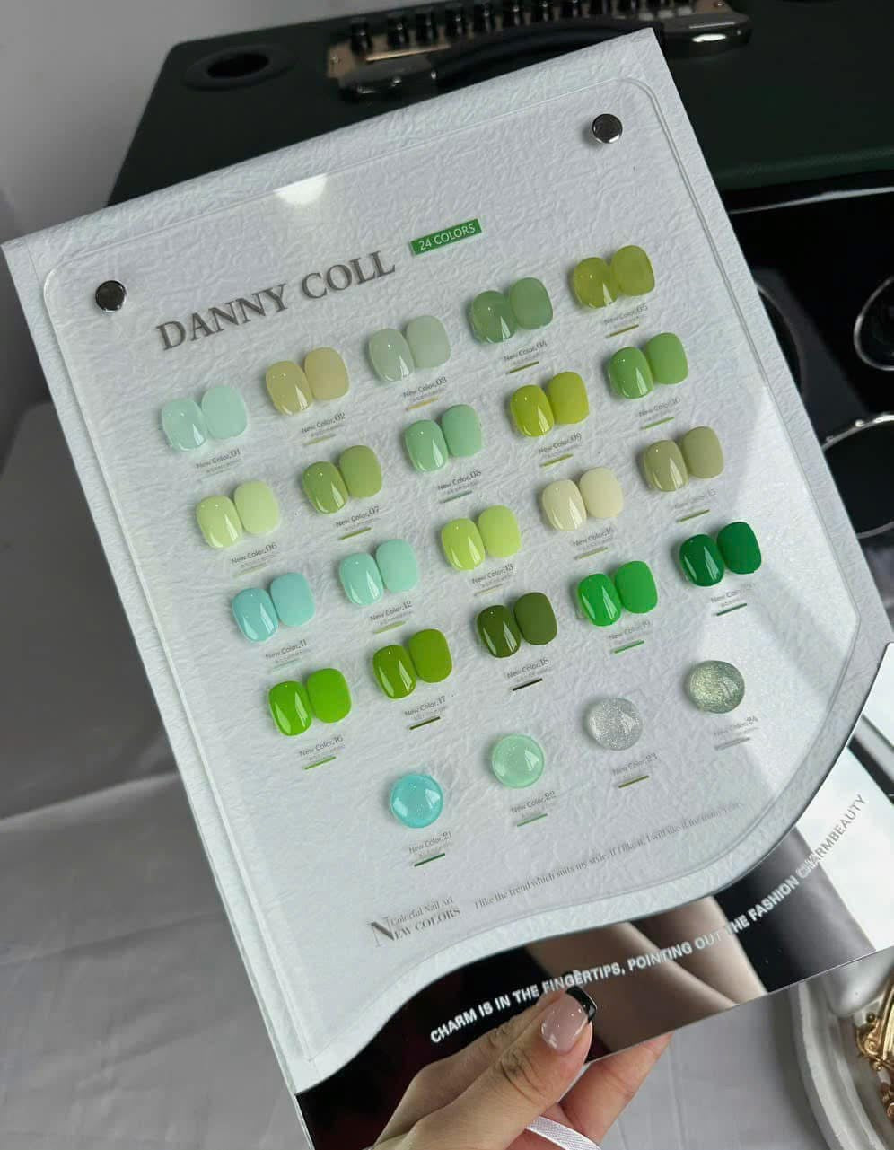 DANNY COLL 24 Green Gel Color Collection